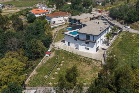 Villa i Guimaraes, Braga, Guimaraes - € 799.000 | Ref: ZMPT586770 - foto 45