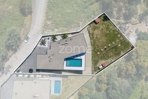 Villa i Guimaraes, Braga, Guimaraes - € 799.000 | Ref: ZMPT586770 - foto 2
