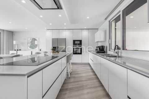 Villa i Guimaraes, Braga, Guimaraes - € 799.000 | Ref: ZMPT586770 - foto 13