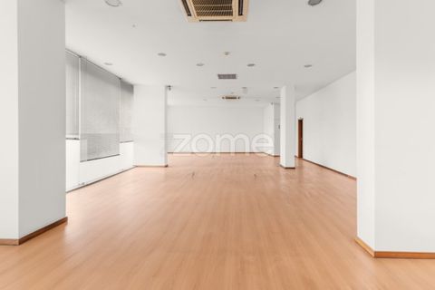 Erhvervsejendom i Valongo, Porto, Valongo - € 145.000 | Ref: ZMPT586625 - foto 3