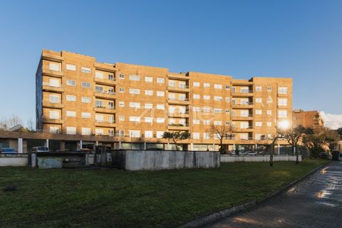 Erhvervsejendom i Valongo, Porto, Valongo - € 145.000 | Ref: ZMPT586625 - foto 1