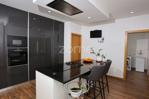 Villa i Paranhos, Porto, Paranhos - € 739.000 | Ref: ZMPT585893 - foto 5
