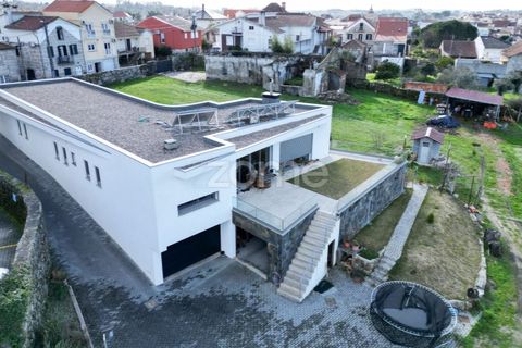 Villa i Paranhos, Porto, Paranhos - € 739.000 | Ref: ZMPT585893 - foto 1