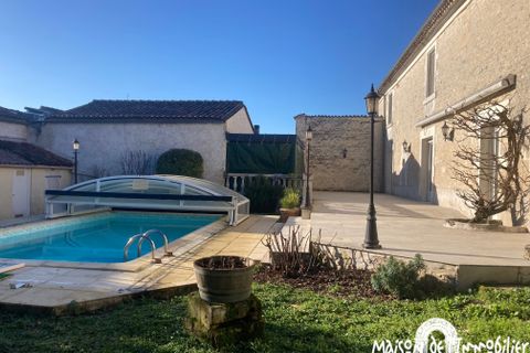 Villa i Merignac, Charente, Merignac - € 472.500 | Ref: LCVMA50006546NE - foto 2