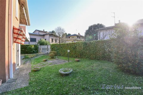 Villa a Erba, Como, Erba - € 380.000 | Ref: erbavillasingola - foto 9