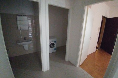 Apartament a Modena, Modena, Modena - € 790/mes | Ref: 656 - foto 11