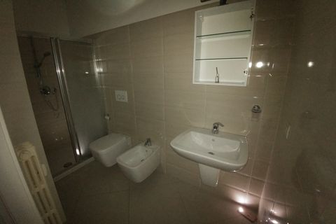 Apartament a Modena, Modena, Modena - € 790/mes | Ref: 656 - foto 27