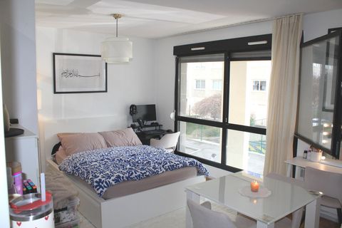 Lejlighed i Lyon, Rhone, Lyon - € 136.000 | Ref: 340934168642 - foto 1