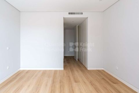 Lejlighed i Carcavelos, Lisbon, Carcavelos - € 1.550.000 | Ref: PROP-028340 - foto 22