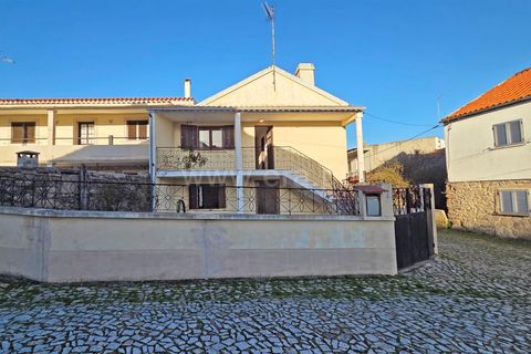 Landsbyhus i Almeida, Guarda, Almeida - € 64.000 | Ref: 046260045 - foto 1