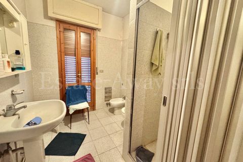 Villa i Bordighera, Imperia, Bordighera - € 1.700.000 | Ref: iv1335 - foto 16