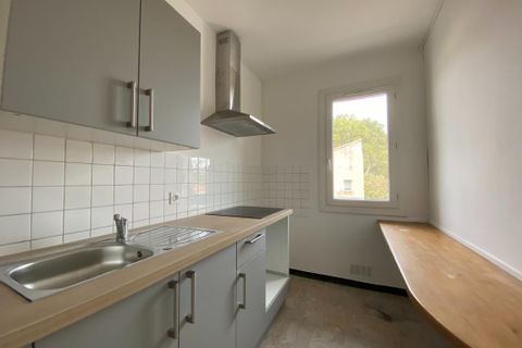 Apartament a Avignon, Vaucluse, Avignon - € 550/mes | Ref: 1081 - foto 2