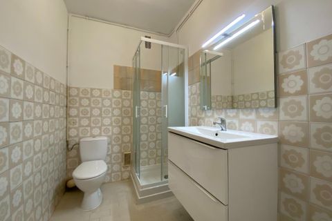 Apartament a Avignon, Vaucluse, Avignon - € 550/mes | Ref: 1081 - foto 4
