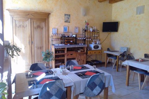 Villa a Aulnay, Charente-Maritime, Aulnay - € 1.058.000 | Ref: 77BC7F390C45406E - foto 3