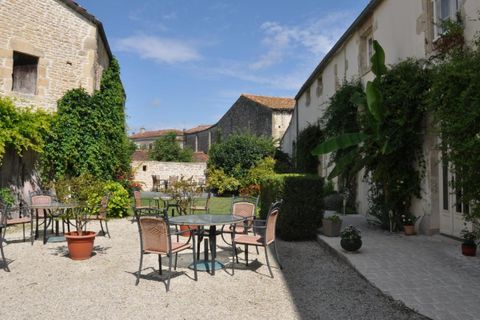 Villa a Aulnay, Charente-Maritime, Aulnay - € 1.058.000 | Ref: 77BC7F390C45406E - foto 10