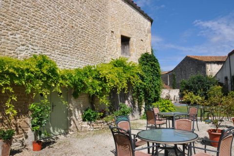 Villa a Aulnay, Charente-Maritime, Aulnay - € 1.058.000 | Ref: 77BC7F390C45406E - foto 13