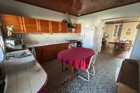 Villa a Saint-Crepin, Charente-Maritime, Saint-Crepin - € 299.000 | Ref: E7684690D03742F9 - foto 3