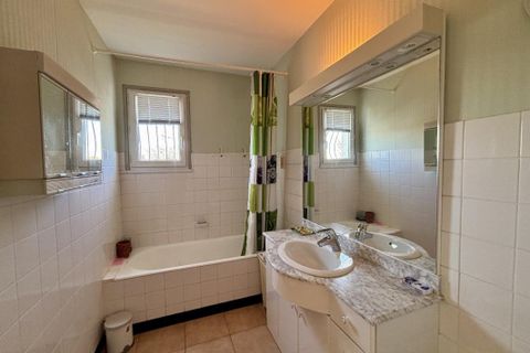 Villa i Ruffec, Charente, Ruffec - € 149.100 | Ref: 1C5166ACAA3242C4 - foto 7