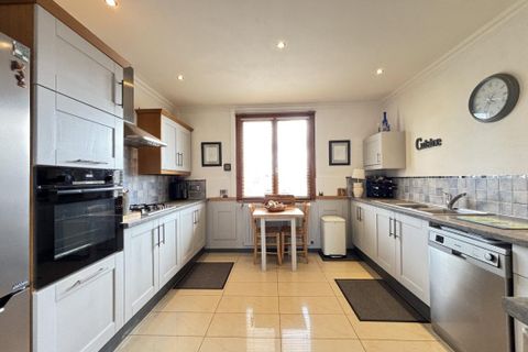 Villa i Chatain, Vienne, Chatain - € 212.000 | Ref: E74B670FAD824593 - foto 4