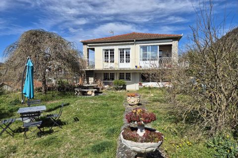 Villa i Foix, Ariege, Foix - € 320.000 | Ref: 68D736C872194573 - foto 2