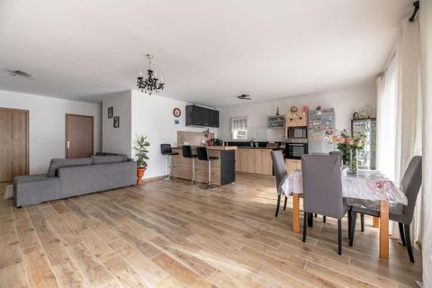 Villa a Altillac, Correze, Altillac - € 295.000 | Ref: 89A3C628AA2243E4 - foto 2