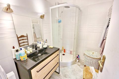 Landsbyhus i Caylus, Tarn-et-Garonne, Caylus - € 164.000 | Ref: E3BC30B9DFDA40FD - foto 10