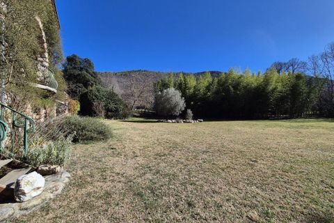 Villa a Fuilla, Pyrenees-Orientales, Fuilla - € 749.000 | Ref: EF4F2E53965F4E77 - foto 19