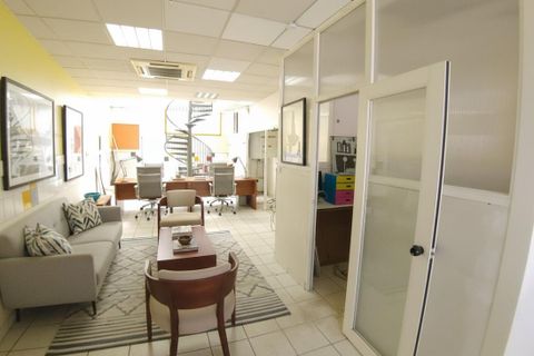 Erhvervsejendom i Rodez, Aveyron, Rodez - € 559.000 | Ref: 0BFC423E01AE42AD - foto 17