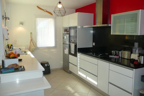 Villa a Monteils, Aveyron, Monteils - € 370.000 | Ref: 31A3AF57E270405B - foto 11