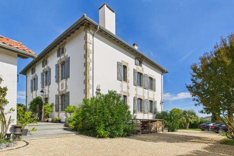 Villa a Guiche, Pyrenees-Atlantiques, Guiche - € 1.695.000 | Ref: A41C8AB9CF084F78 - foto 3