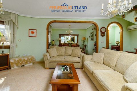 Villa a Torrevieja, Alicante, Torrevieja - € 290.000 | Ref: FBU20719 - foto 2