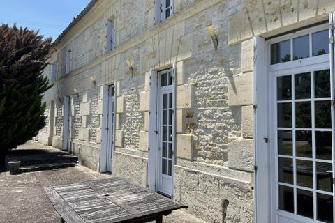 Villa em Migron, Charente-Maritime, Migron - € 318.000 | Ref: BVI83612 - foto 1