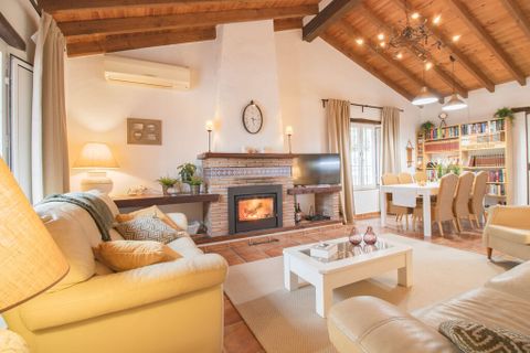 Country house in El Borge, Malaga - photo 3