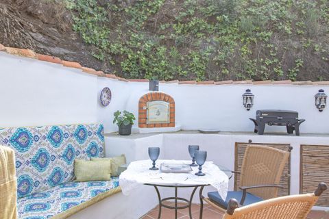 Country house in El Borge, Malaga - photo 4