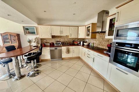 Leilighet i Sainte-Maxime, Var, Sainte-Maxime - € 985 000 | Ref: HH-16118348 - foto 12