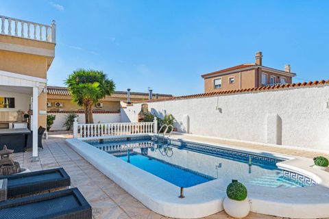 Villa a Ciudad Quesada, Alicante, Ciudad Quesada - € 540.000 | Ref: 200-4681 - foto 33