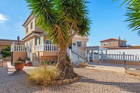 Villa a Ciudad Quesada, Alicante, Ciudad Quesada - € 540.000 | Ref: 200-4681 - foto 35