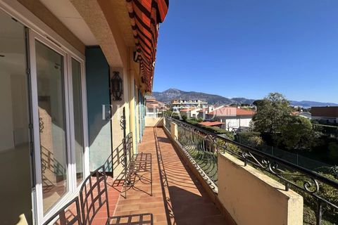 Villa i Roquebrune-Cap-Martin, Alpes-Maritimes, Roquebrune-Cap-Martin - € 1.800.000 | Ref: 86806969 - foto 2