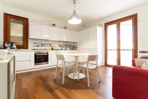 Villa i Siracusa, Siracusa, Siracusa - € 340.000 | Ref: IA10796 - foto 10