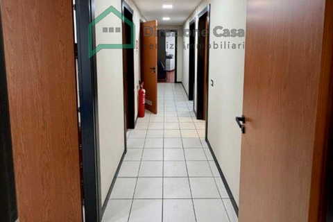 Erhvervsejendom i Naples, Naples, Naples - € 219.000 | Ref: CENTRO DIREZIONALE - foto 7