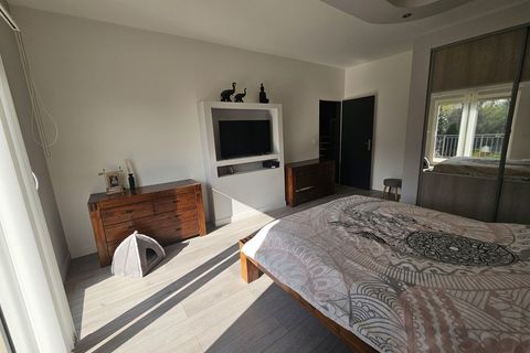 Villa a Le Cendre, Puy-de-Dome, Le Cendre - € 346.500 | Ref: 830032051069 - foto 7