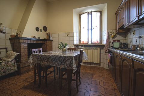 Villa i Prato, Prato, Prato - € 329.000 | Ref: DC329 - foto 1