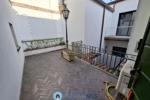 Villa a Padua, Padua, Padua - € 530.000 | Ref: CS0635 - foto 24