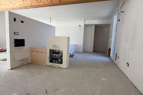 Villa a Verbania, Verbano Cusio Ossola, Verbania - € 420.000 | Ref: V000941 - foto 9