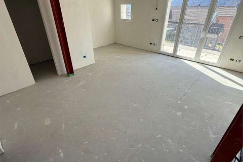 Villa a Verbania, Verbano Cusio Ossola, Verbania - € 420.000 | Ref: V000941 - foto 18