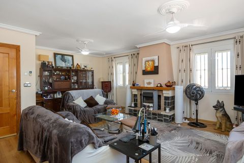 Villa i Torrevieja, Alicante, Torrevieja - € 617.000 | Ref: MLSC6349029 - foto 17