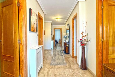 Villa i Torrevieja, Alicante, Torrevieja - € 610.000 | Ref: MLSC7003004 - foto 26