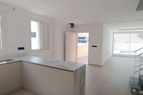 Villa i Torrevieja, Alicante, Torrevieja - € 640.000 | Ref: MLSC9701566 - foto 19