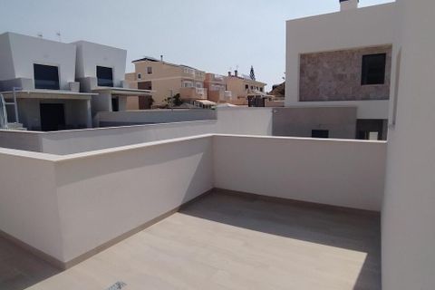 Villa i Torrevieja, Alicante, Torrevieja - € 640.000 | Ref: MLSC9701566 - foto 45