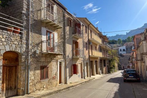 Villa i Gratteri, Palermo, Gratteri - € 85.000 | Ref: Casa Rosaria - Gratteri - foto 3